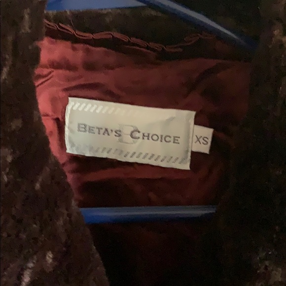 Gorgeous plush faux fur coat - Picture 2 of 5